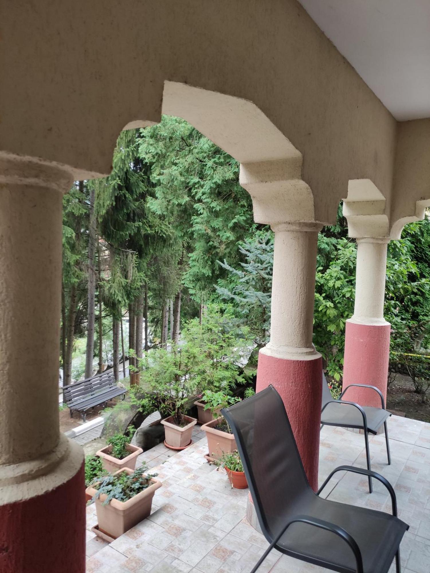 Casa Rosa Villa ไบเลโอเลอเนชต์ ภายนอก รูปภาพ